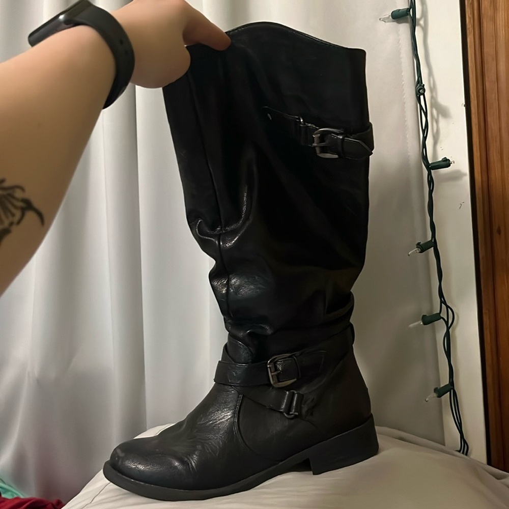 Black Boots